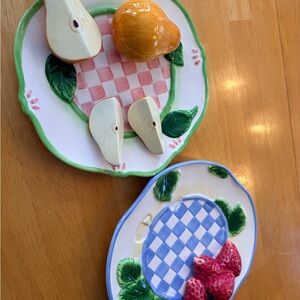 Fruit-Themed Ceramic Plates